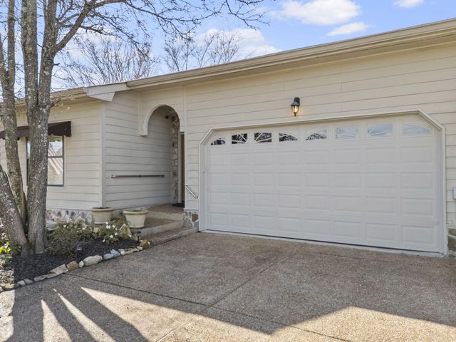 7001 Sawgrass Court, Chattanooga, TN 37416