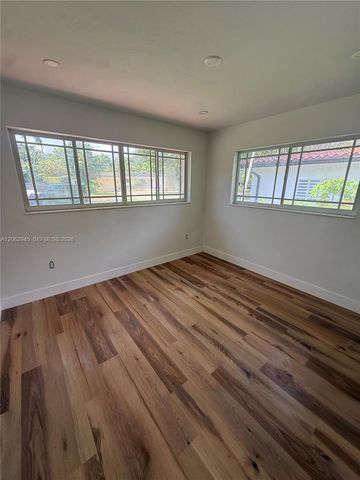 1532 Trillo Ave, Coral Gables, FL 33146