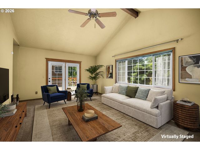 343 Ne HILLWOOD Dr, Hillsboro, OR 97124