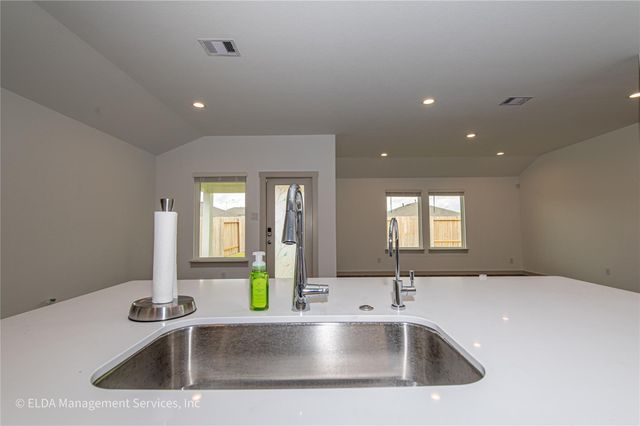 8038 Brahman Lane, Rosharon, TX 77583