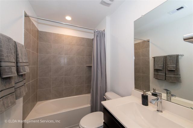 8038 Brahman Lane, Rosharon, TX 77583