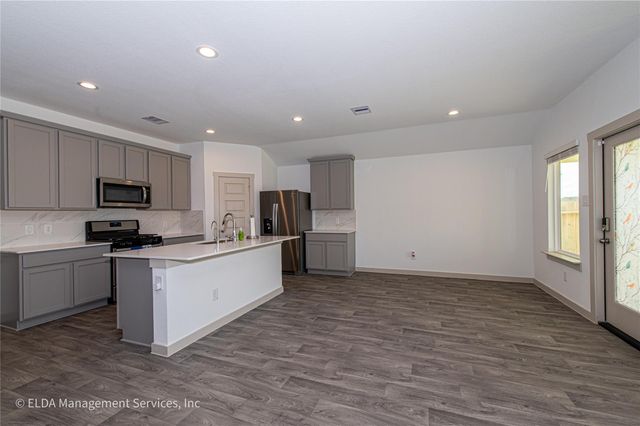 8038 Brahman Lane, Rosharon, TX 77583