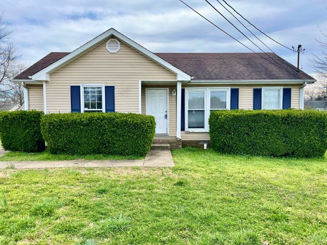 936 Tiny Town Rd, Clarksville, TN 37042