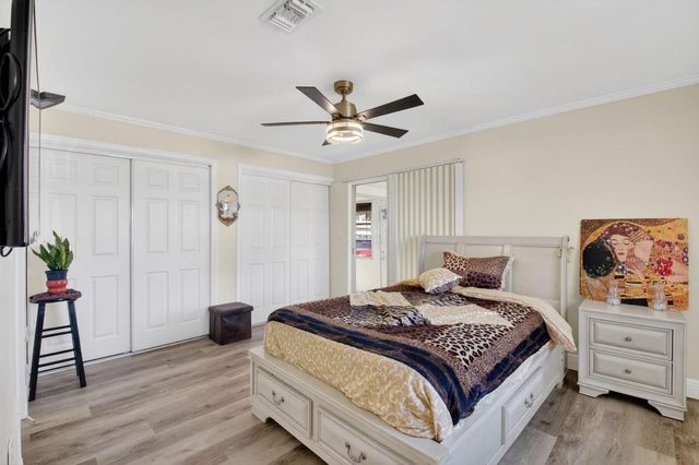 170 Valencia H, Delray Beach, FL 33446