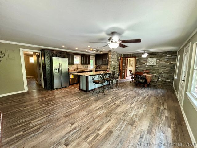 70058 S 343rd Court, Wagoner, OK 74467