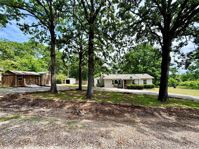 70058 S 343rd Court, Wagoner, OK 74467