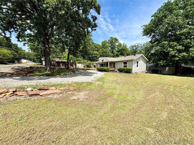 70058 S 343rd Court, Wagoner, OK 74467