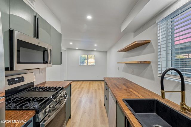 802 N Contzen Avenue, Tucson, AZ 85705