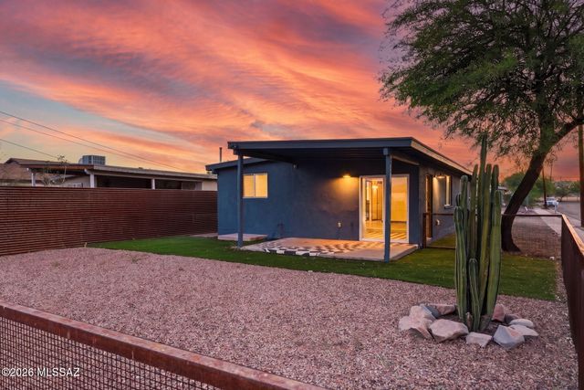 802 N Contzen Avenue, Tucson, AZ 85705