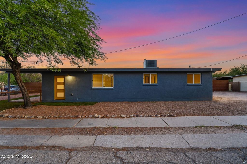802 N Contzen Avenue, Tucson, AZ 85705