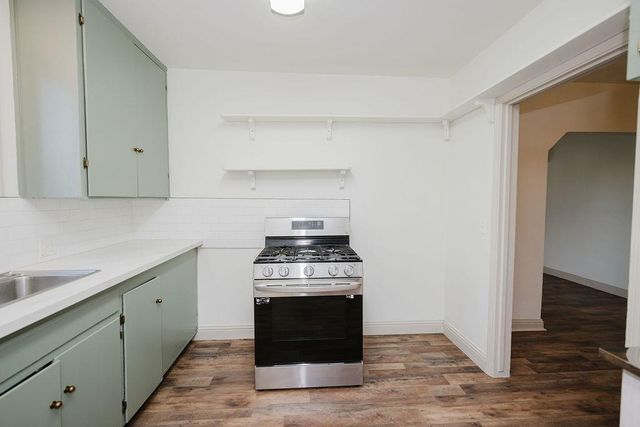 1421 E Terrace Avenue, Fresno, CA 93704