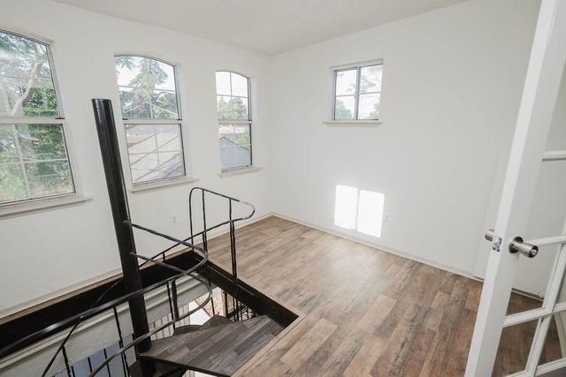 1421 E Terrace Avenue, Fresno, CA 93704