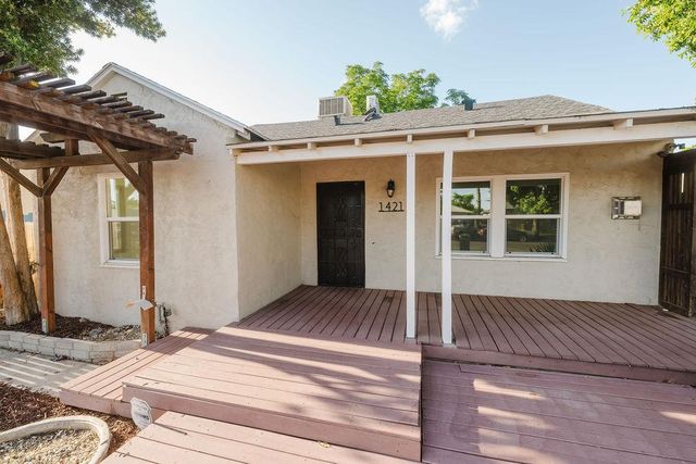 1421 E Terrace Avenue, Fresno, CA 93704