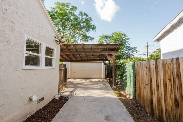 1421 E Terrace Avenue, Fresno, CA 93704