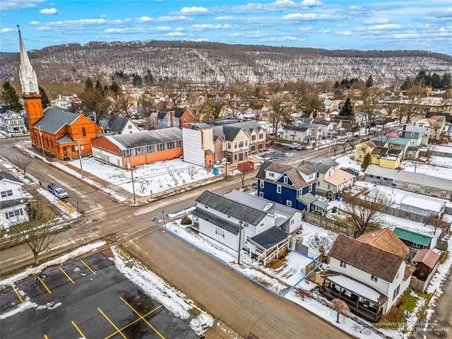 951 Buffalo Street, City Of Franklin, PA 16323