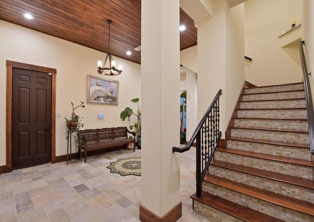 17 Ramrod, Hitchcock, TX 77563