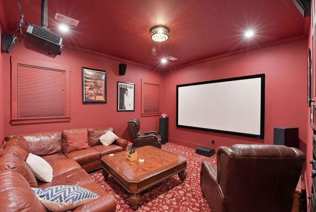 17 Ramrod, Hitchcock, TX 77563