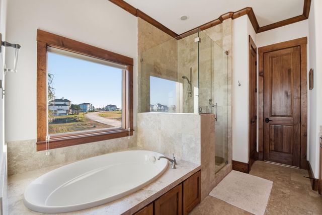 17 Ramrod, Hitchcock, TX 77563