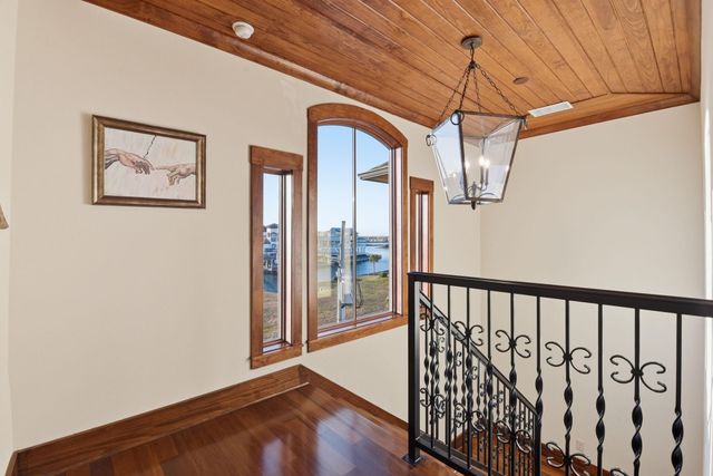 17 Ramrod, Hitchcock, TX 77563