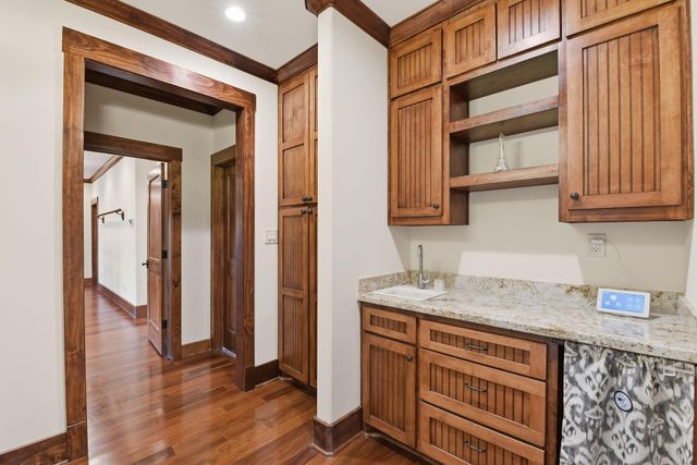 17 Ramrod, Hitchcock, TX 77563