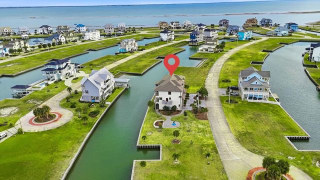 17 Ramrod, Hitchcock, TX 77563