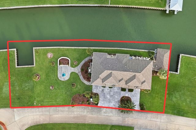 17 Ramrod, Hitchcock, TX 77563