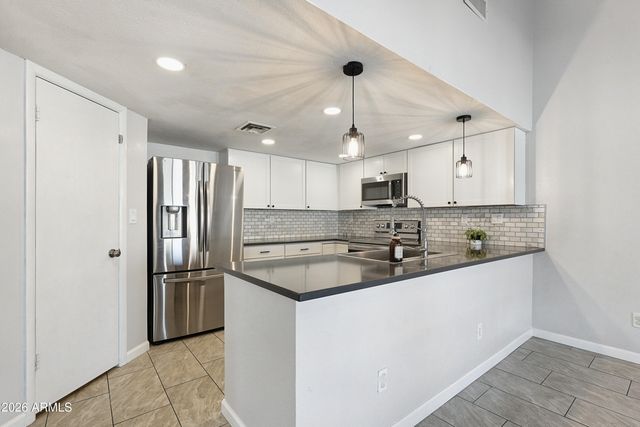 743 N VALENCIA Place, Chandler, AZ 85226