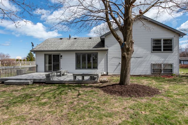 706 Roberts Road, Winthrop Harbor, IL 60096