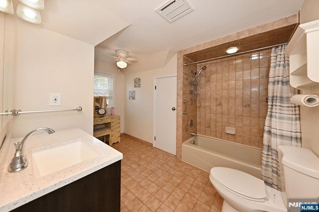 649 Taco Avenue, Westwood, NJ 07675
