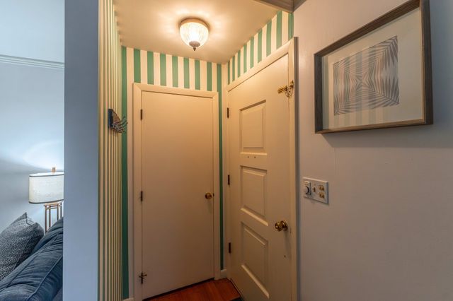95 Caroline Ave, Somerset, MA 02725