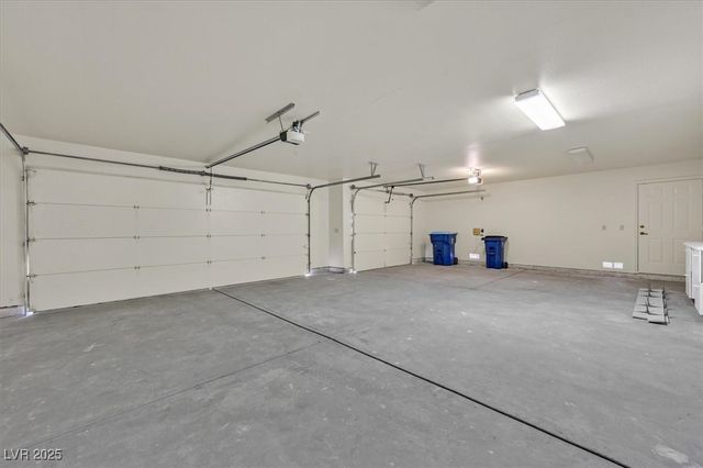 7354 Dream Weaver Court, Las Vegas, NV 89131