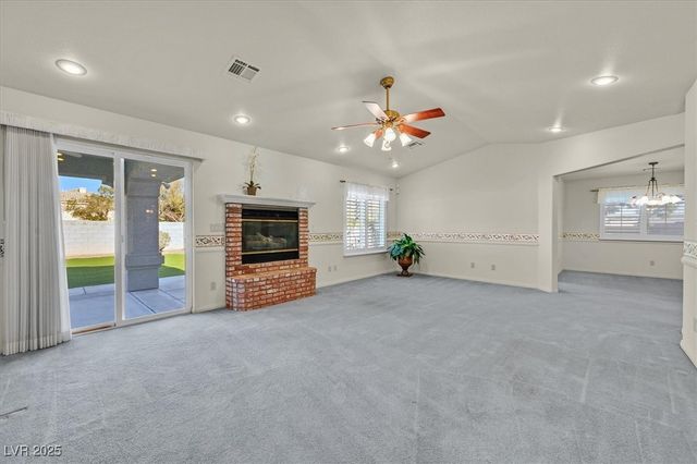 7354 Dream Weaver Court, Las Vegas, NV 89131