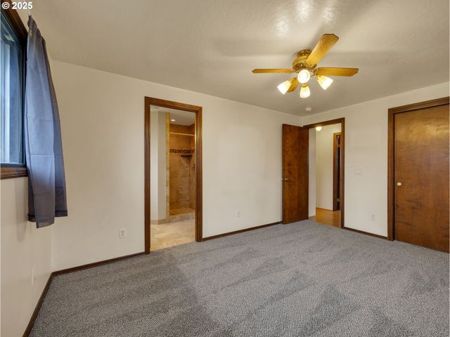 1440 Ne 18TH St, Gresham, OR 97030