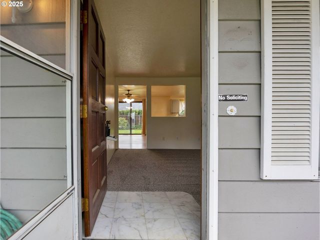 1440 Ne 18TH St, Gresham, OR 97030