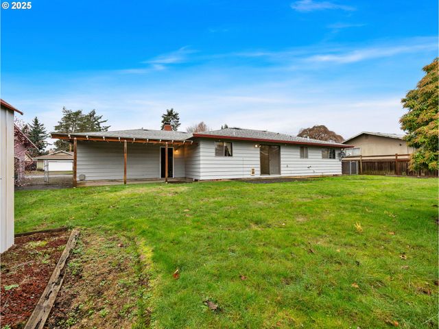 1440 Ne 18TH St, Gresham, OR 97030