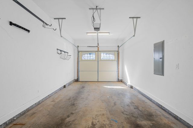 85 Orchard Lane, Rossville, GA 30741