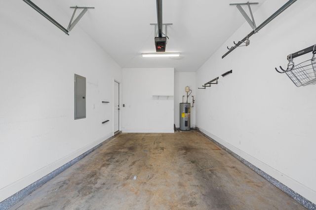 85 Orchard Lane, Rossville, GA 30741