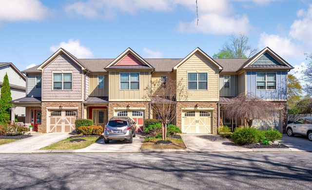 85 Orchard Lane, Rossville, GA 30741