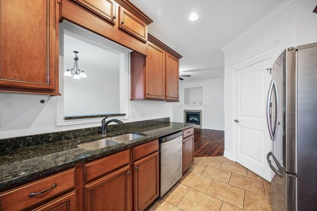 85 Orchard Lane, Rossville, GA 30741