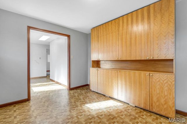 4228 Walsh Street, St Louis, MO 63116