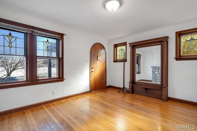 4228 Walsh Street, St Louis, MO 63116