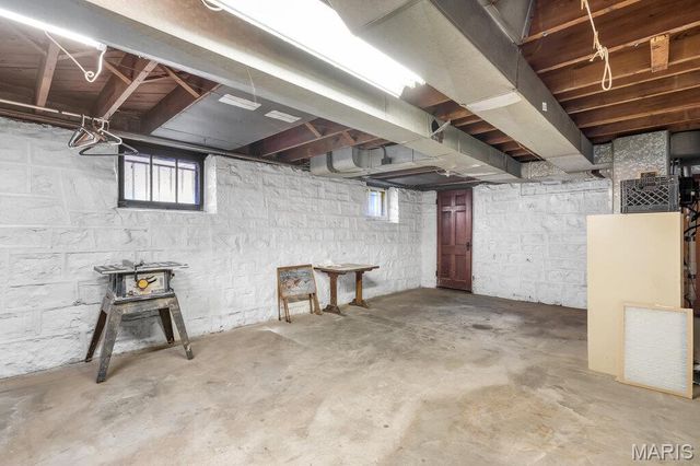 4228 Walsh Street, St Louis, MO 63116