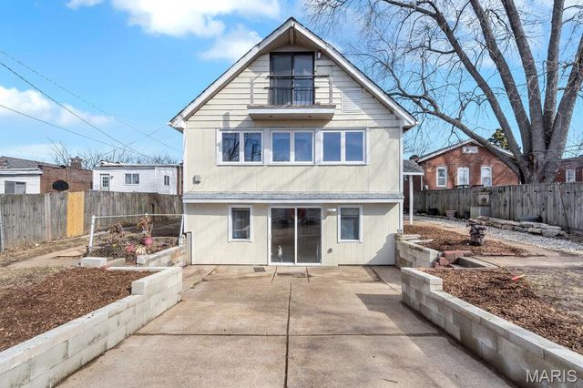 4228 Walsh Street, St Louis, MO 63116