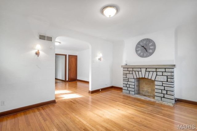 4228 Walsh Street, St Louis, MO 63116