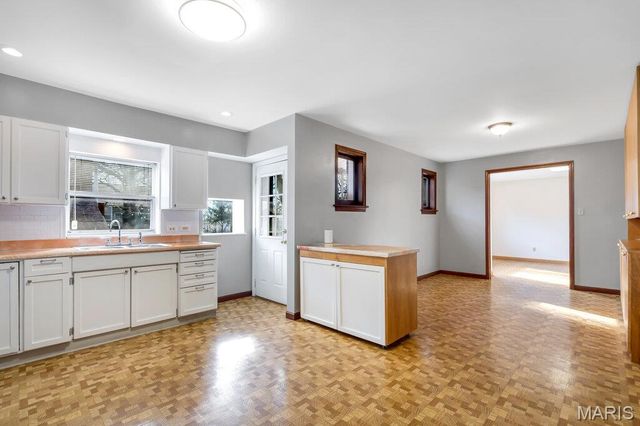 4228 Walsh Street, St Louis, MO 63116