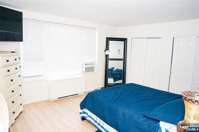 276 Prospect Street 5E, East Orange, NJ 07017