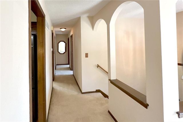 3008 S Bryn Mawr Drive, Independence, MO 64057