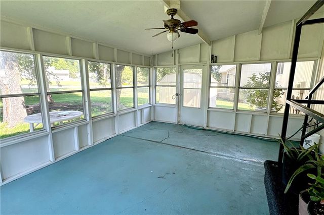 3008 S Bryn Mawr Drive, Independence, MO 64057