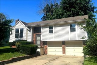 3008 S Bryn Mawr Drive, Independence, MO 64057