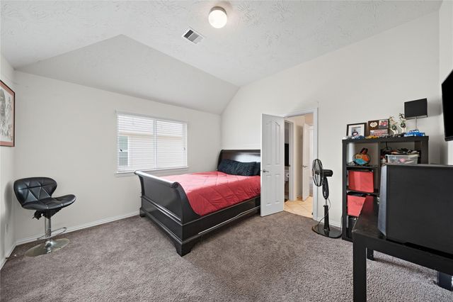 1822 Luminous Waters Lane, Rosharon, TX 77583